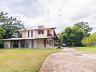 CASA EXCLUSIVA COM 1.980 M� DE TERRENO NO CENTRO DE PALHO�A 32