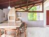 CASA EXCLUSIVA COM 1.980 M� DE TERRENO NO CENTRO DE PALHO�A 12