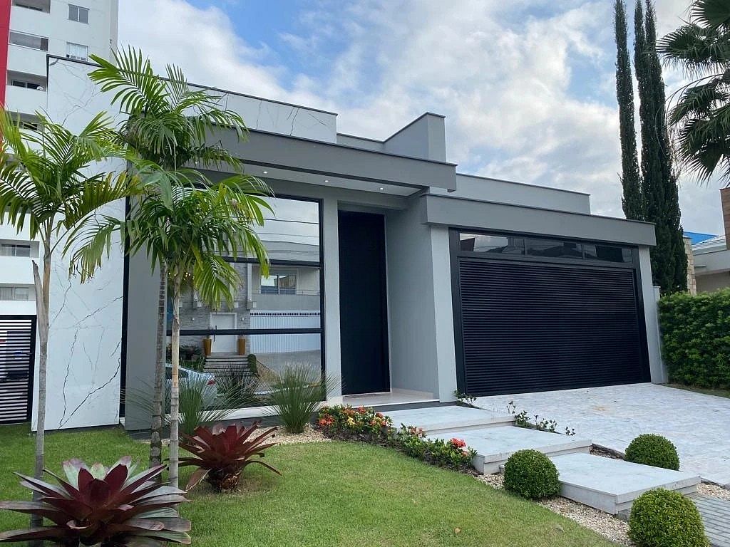 Casa mobiliada com piscina à venda no Parque da Pedra, Pedra Branca, Palhoça