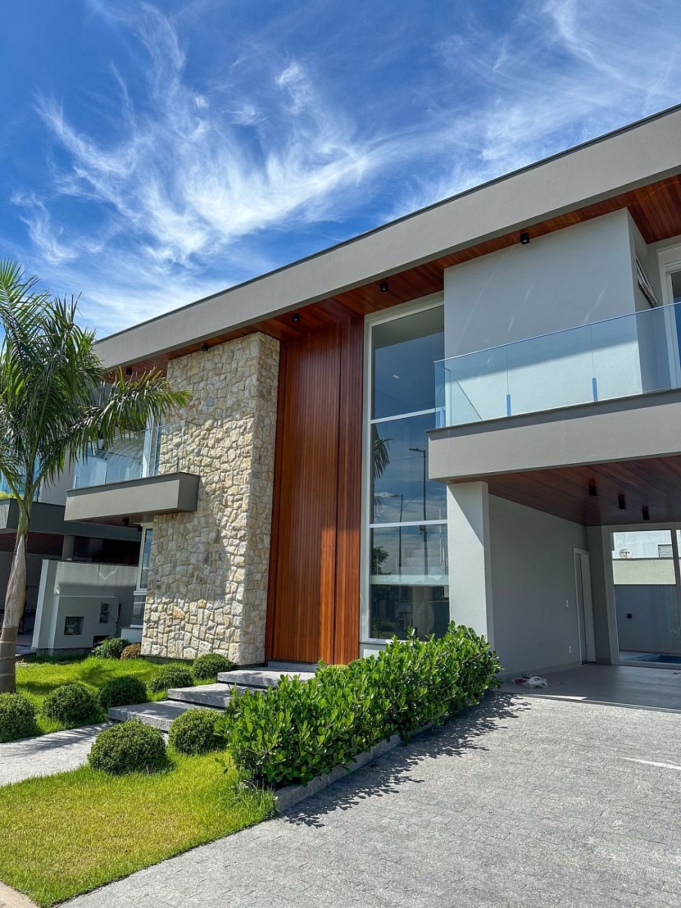 Casa com 3 suítes e piscina à venda no Reserva da Pedra, Palhoça-SC