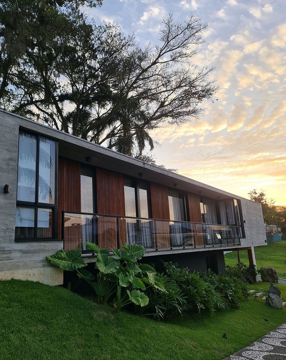 Casa em Condomínio com 4 Suites, Vista Para o Mar - Barra/BC