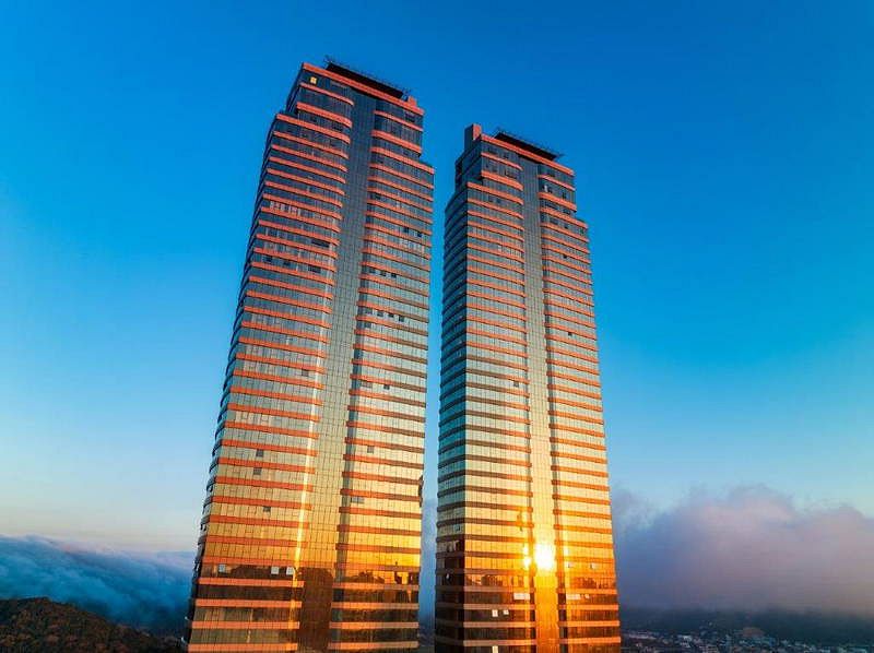 Apartamento 4 Suítes com Vista Para o Mar - Balneário Camboriú-SC