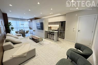 Apartamento com 03 quartos a venda em Maringá. Z7 centro.