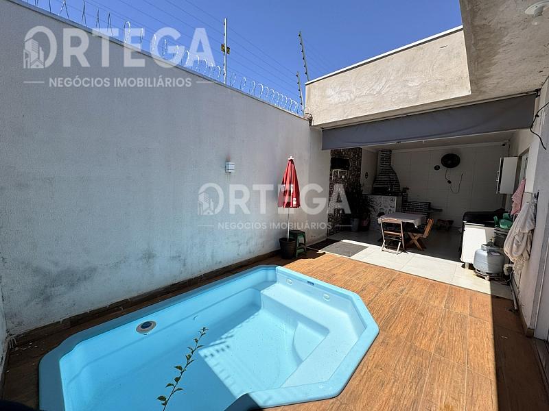 Casa com 03 quarto a venda em Maringá PR. Jd. Munique — foto 16