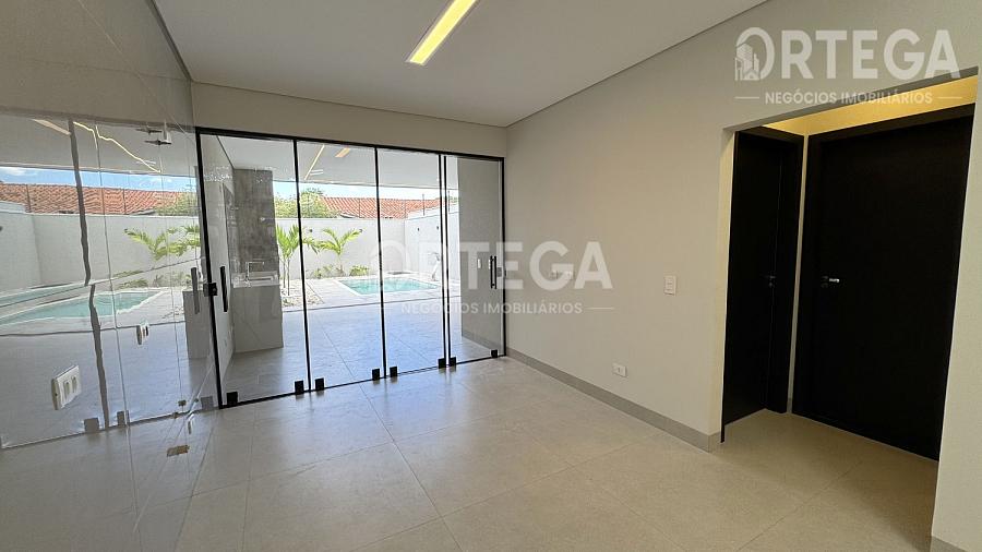 Casa com 03 Quartos a venda em Maringá PR. Vila Morangueira. — foto 7