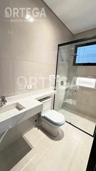 Casa com 03 Quartos a venda em Maringá PR. Vila Morangueira. — foto 12