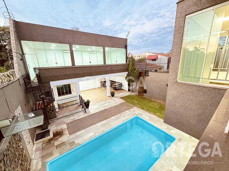 Casa com 05 quartos a venda em Maringá PR. Zona 08. — foto 7