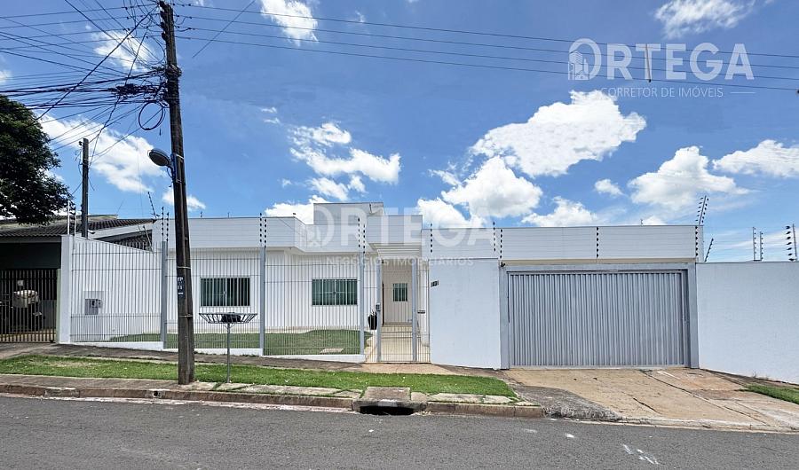 Casa com 04 quartos, Jardim Santa Rosa. — foto 22