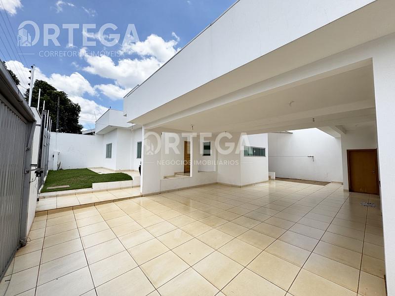 Casa com 04 quartos, Jardim Santa Rosa. — foto 5