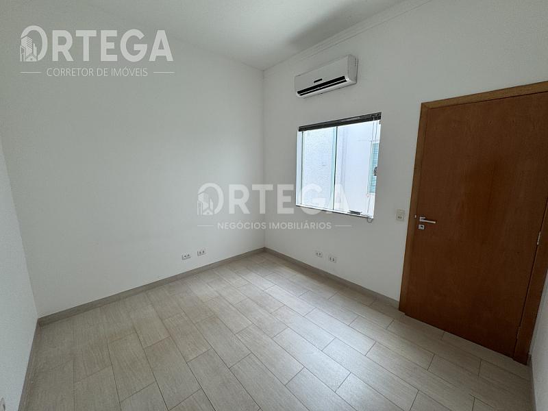 Casa com 04 quartos, Jardim Santa Rosa. — foto 14