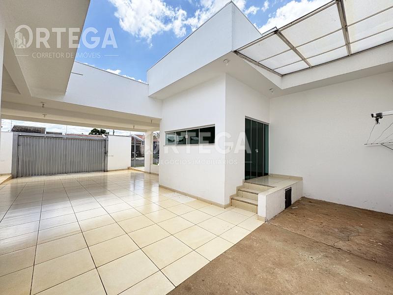 Casa com 04 quartos, Jardim Santa Rosa. — foto 16