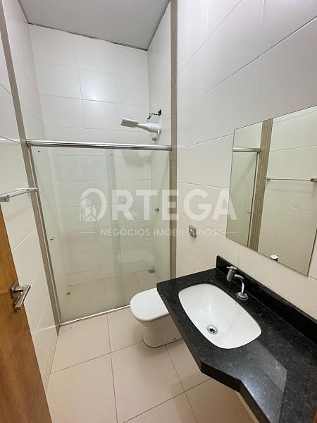 Casa com 04 quartos, Jardim Santa Rosa. — foto 18