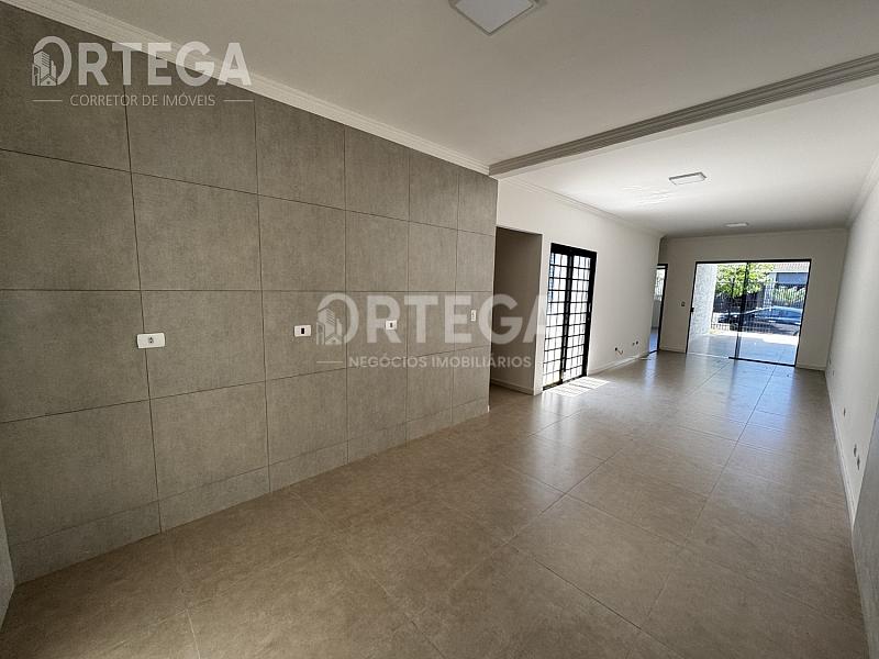 Casa com 03 quartos, Jardim Paris. v2. — foto 5