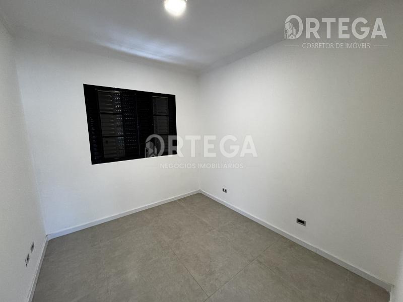 Casa com 03 quartos, Jardim Paris. v2. — foto 7