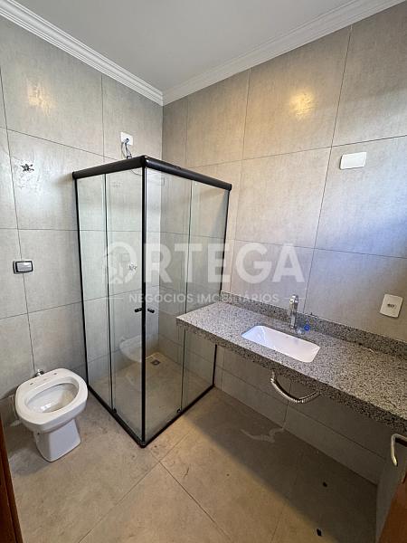 Casa com 03 quartos, Jardim Paris. v2. — foto 8