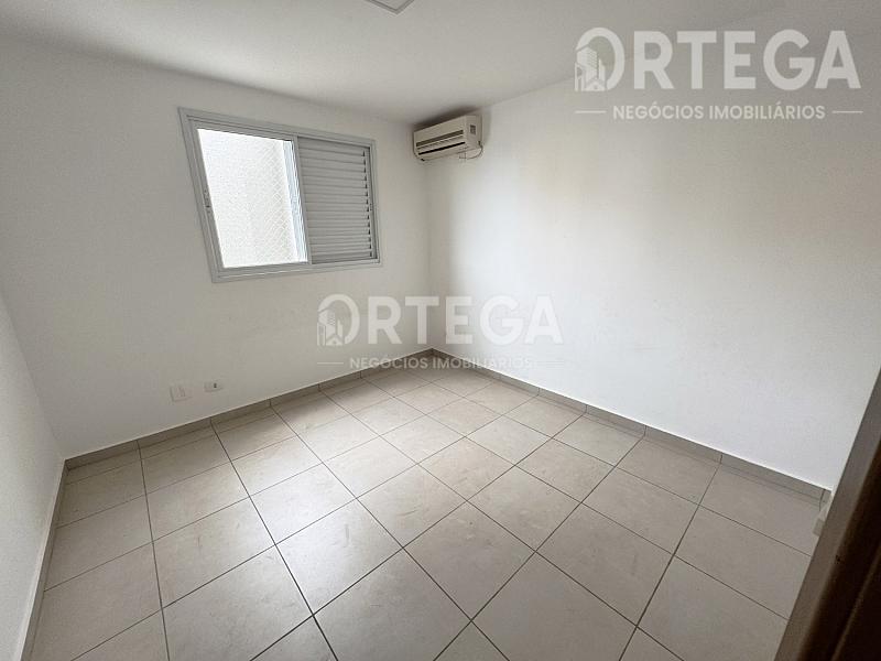 Apartamento com 03 quartos em Maringá. Lt. Sumaré. — foto 7