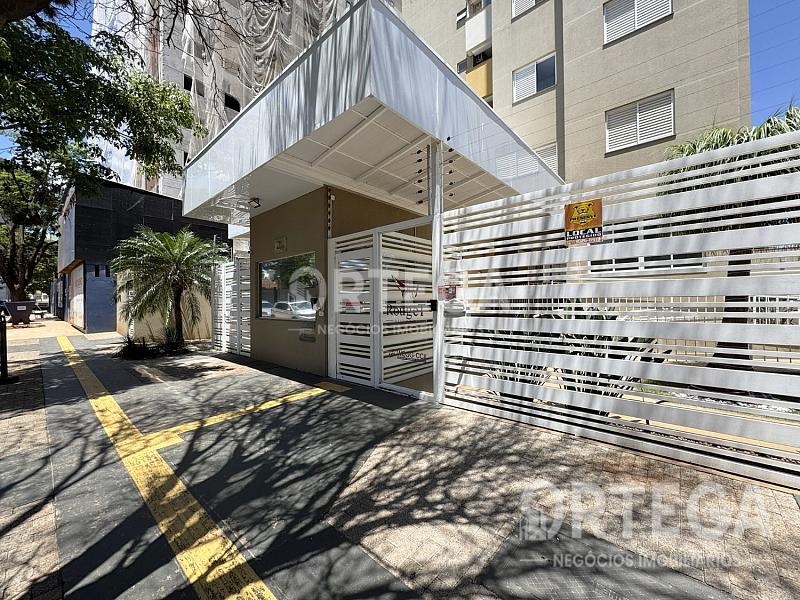 Apartamento com 02 quartos em Maringá. Região UEM. — foto 2