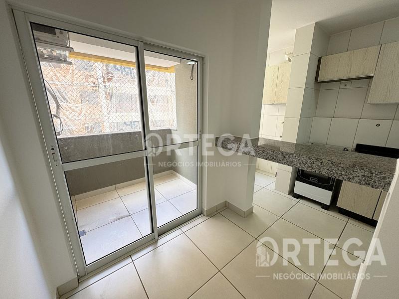 Apartamento com 02 quartos em Maringá. Região UEM. — foto 9