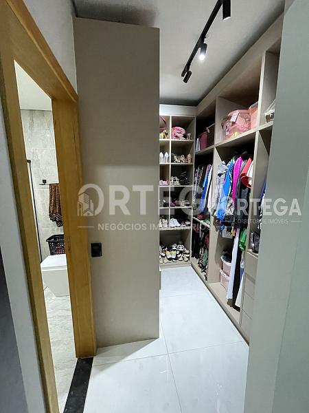 Linda casa semimobiliada em condomínio fechado próximo a Maringá PR. — foto 24