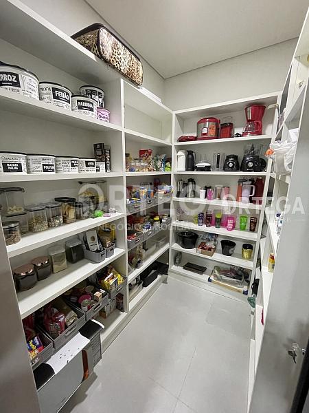 Linda casa semimobiliada em condomínio fechado próximo a Maringá PR. — foto 10