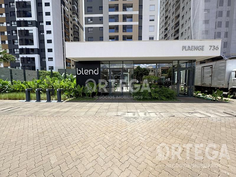 Apartamento com 03 quartos em Maringá PR. Zona 08. — foto 33