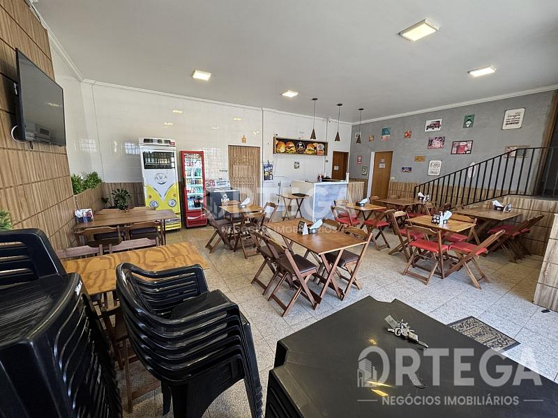 Sobrado com sala comercial a venda em Jandaia do Sul PR. — foto 2