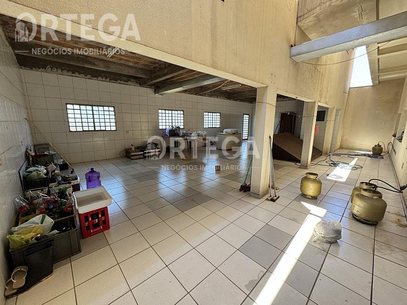 Sobrado com sala comercial a venda em Jandaia do Sul PR. — foto 5