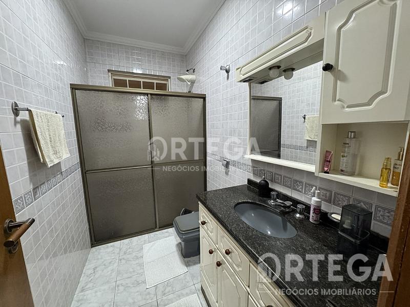 Sobrado com sala comercial a venda em Jandaia do Sul PR. — foto 11