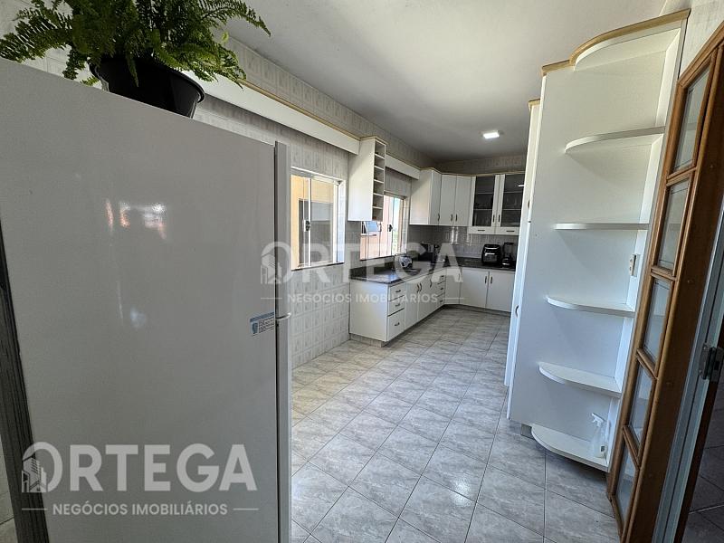 Sobrado com sala comercial a venda em Jandaia do Sul PR. — foto 17