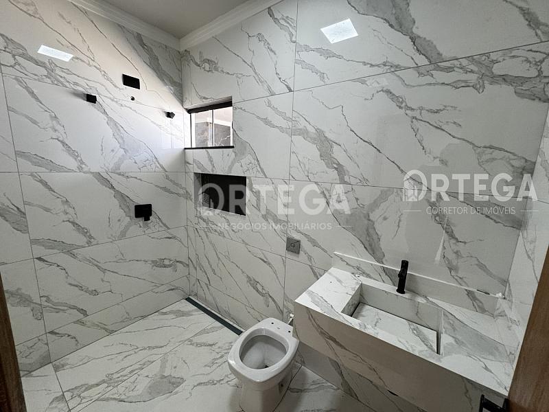 Casa com 03 quartos a venda em Maringá PR. Jd Alvorada. — foto 13