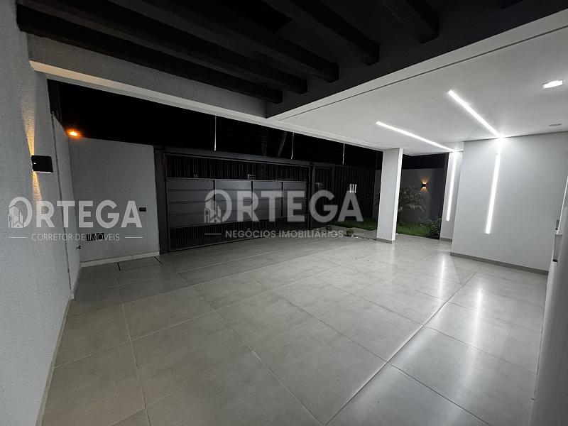 Casa com 03 quartos a venda em Maringá PR. Jd Alvorada. — foto 28