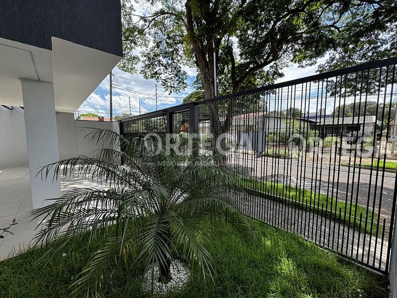 Casa com 03 quartos a venda em Maringá PR. Jd Alvorada. — foto 30