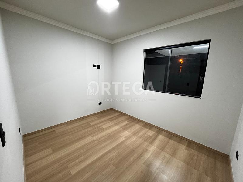 Casa com 03 quartos a venda em Maringá PR. Jd Alvorada. — foto 16