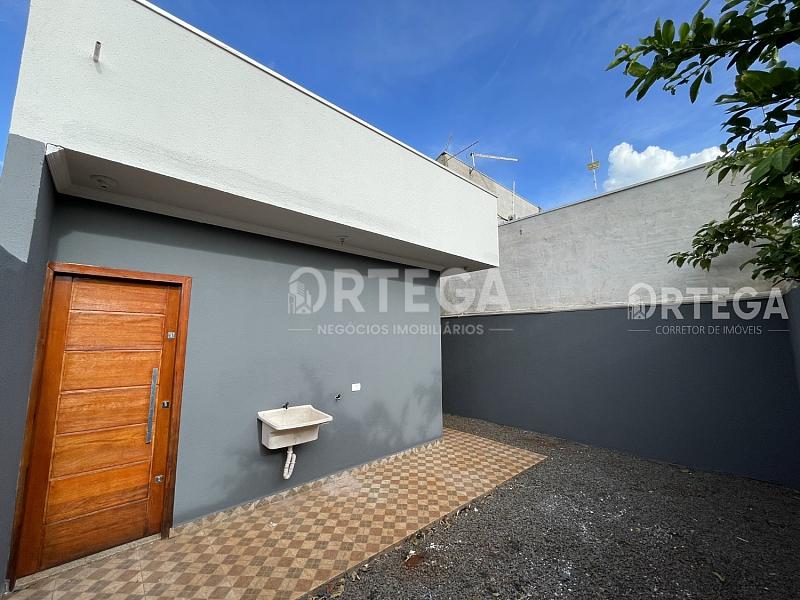 Casa com 02 quartos em Marialva PR. — foto 8