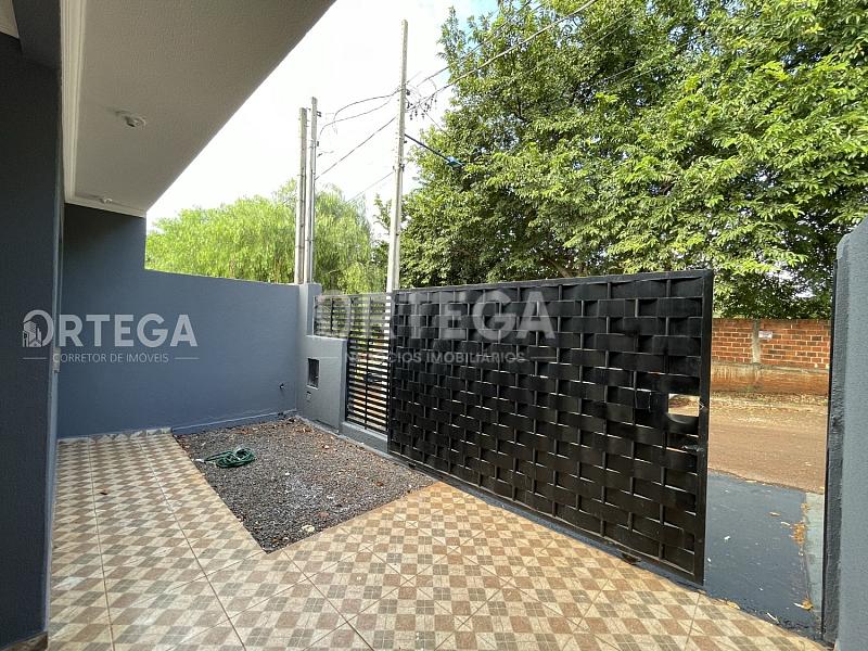 Casa com 02 quartos em Marialva PR. — foto 13