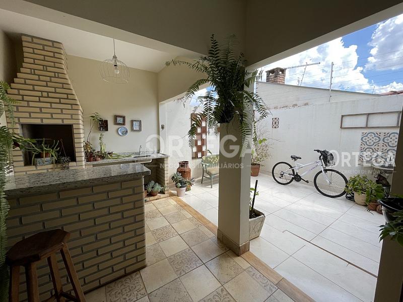 Casa com 04 quartos a venda em Maringá PR. JD.Horizonte. — foto 15