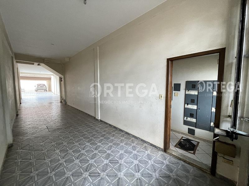 Prédio comercial e residencial a venda em Maringá PR. Jd. Alvorada. — foto 2