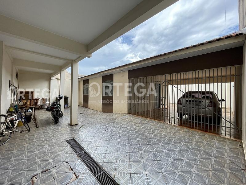 Prédio comercial e residencial a venda em Maringá PR. Jd. Alvorada. — foto 4