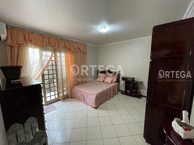 Prédio comercial e residencial a venda em Maringá PR. Jd. Alvorada. — foto 10