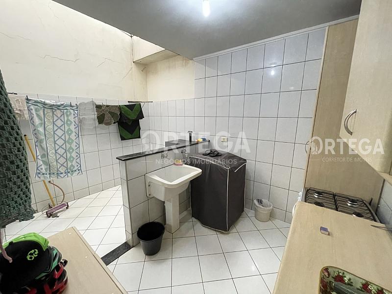 Prédio comercial e residencial a venda em Maringá PR. Jd. Alvorada. — foto 16