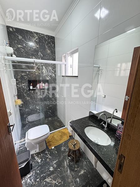 Casa com 03 quartos a venda em Maringá PR. San Marco. — foto 4