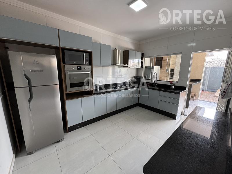 Casa com 03 quartos a venda em Maringá PR. San Marco. — foto 8