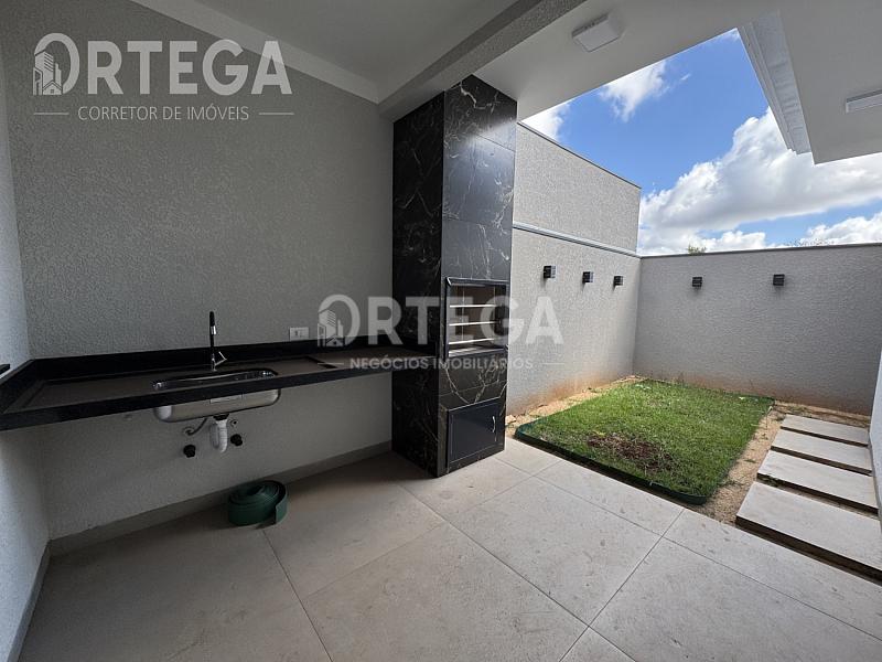 Casa com 03 quartos a venda em Maringá PR. Jd. Pinheiros. — foto 3