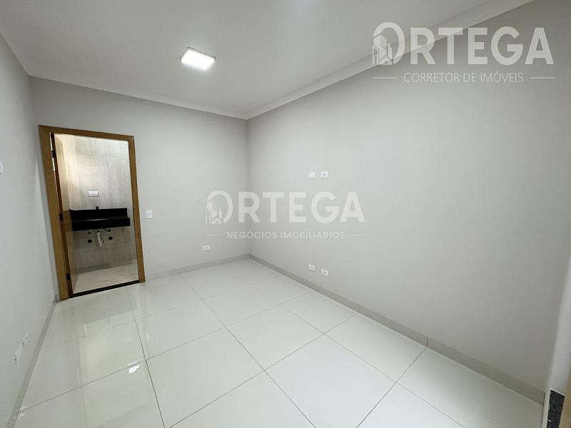 Casa com 03 quartos a venda em Maringá PR. Jd. Pinheiros. — foto 10