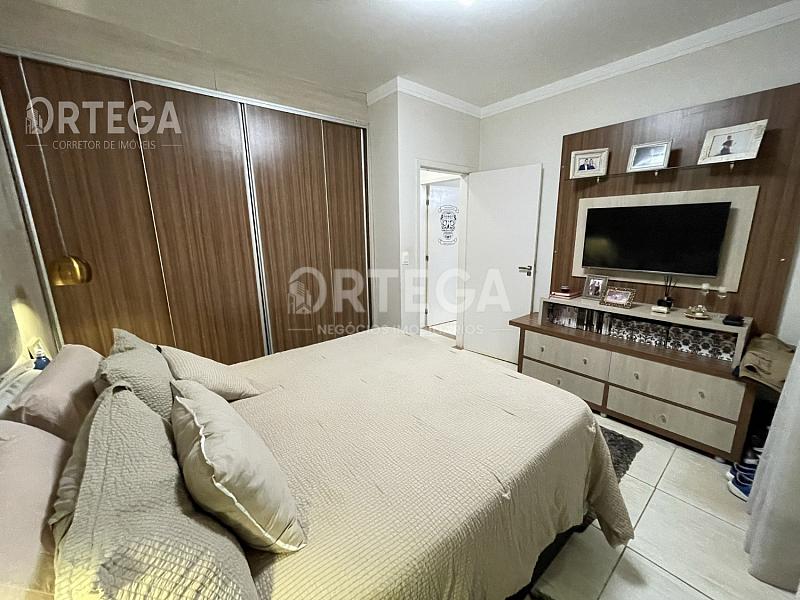 Casa com 04 quartos a venda em Maringá PR. Jd.Italia. — foto 14