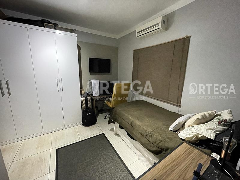 Casa com 04 quartos a venda em Maringá PR. Jd.Italia. — foto 8
