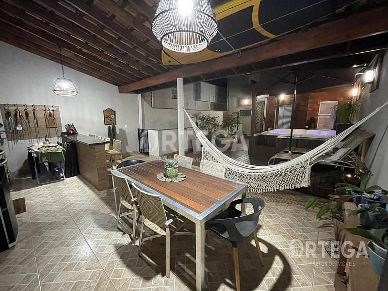 Casa com 04 quartos a venda em Maringá PR. Jd.Italia. — foto 24