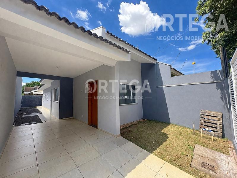 Casa com 03 quartos a venda em Maringá PR. Jd. Sumaré. — foto 2
