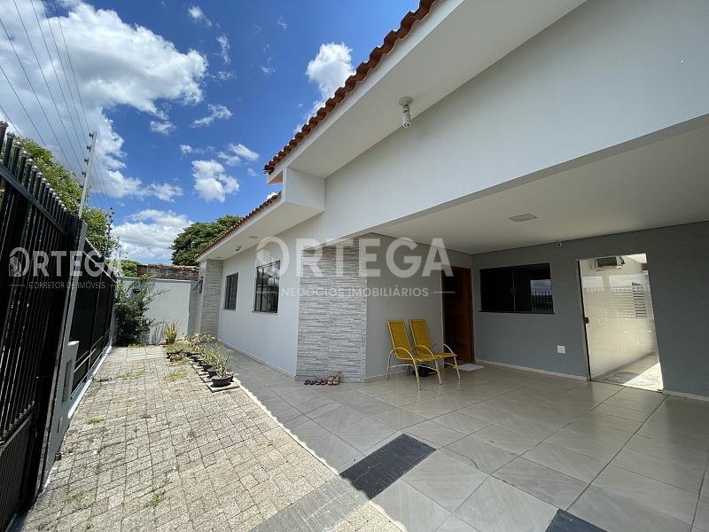 Casa com 03 quartos a venda em Maringá PR. Ebenezer. — foto 2