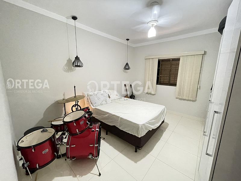 Casa com 03 quartos a venda em Maringá PR. Ebenezer. — foto 11